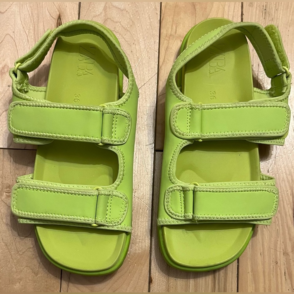 Big kids Zara sandals